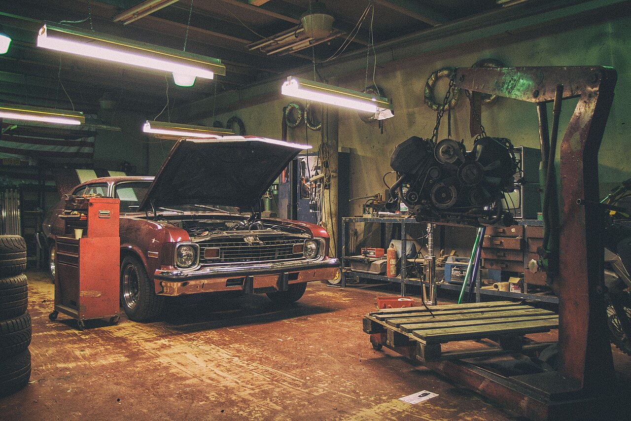 Garage Ambohibao
